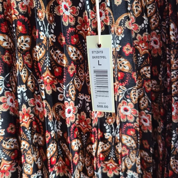 Max Studio Women's skirt - Picture 14 of 14